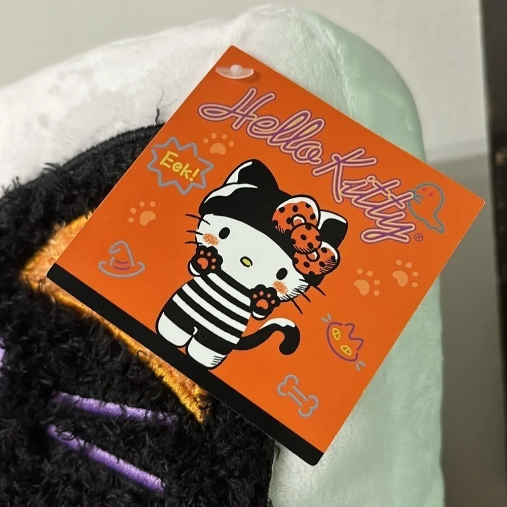 Hello Kitty new nwt